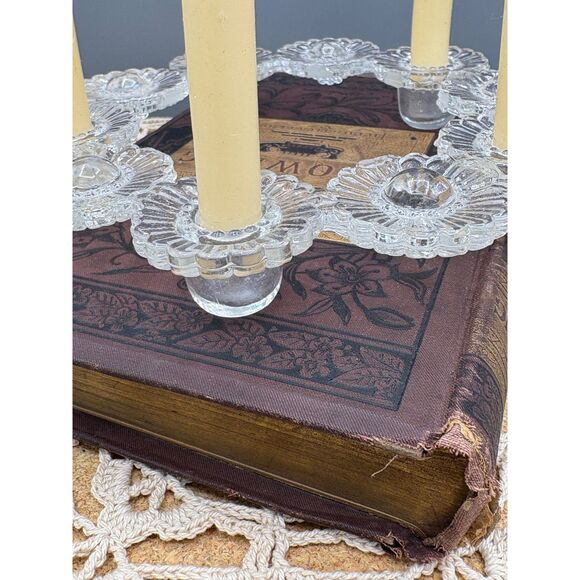 Scandinavian Royal Krona Bellis Candle Holder Sweden with Candles - Picture 4 of 6